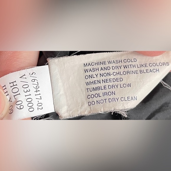 Gap | Women’s Black Medium Lightweight Soft Winter Jacket with Zipper & Buttons - Picture 10 of 16